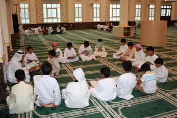  Les cours coraniques d'été commencent à Sharjah