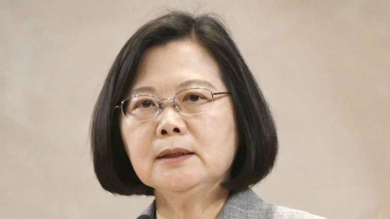 台湾地区领导人对不屈从于中国做出强调