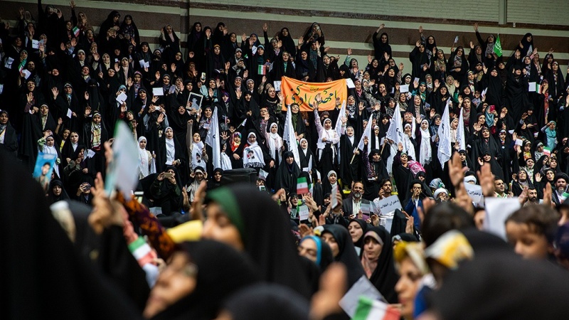 Peringatan Pekan Hijab di Iran (2)