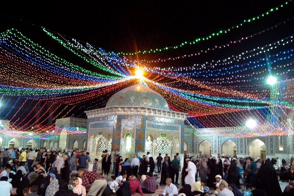 حرم رضوی میں نور و سرور اور جشن و خوشی کا سماں حرم رضوی میں نور و سرور اور جشن و خوشی کا سماں