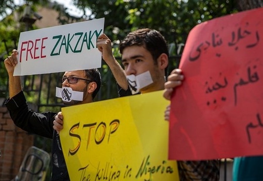 تجمع طلابي في طهران للتضامن مع الشيخ زكزكي