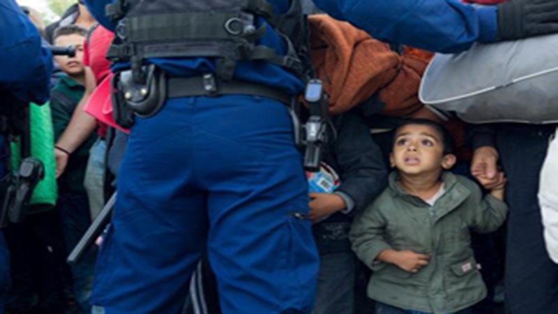 Migranti, Trump: ok indagine su campi