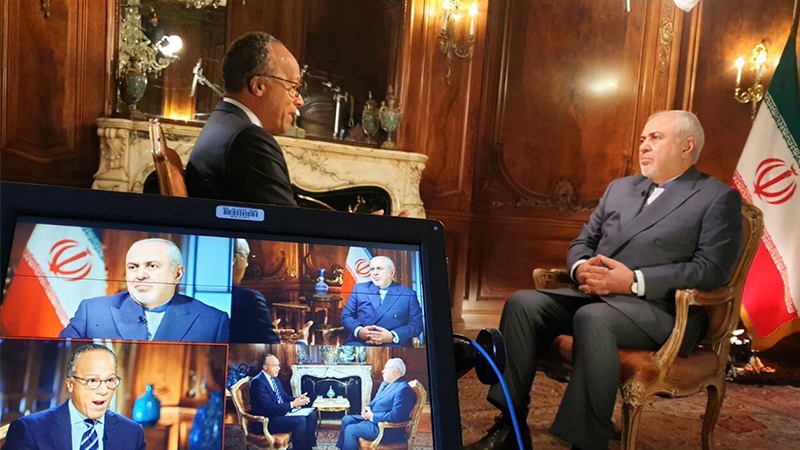 Zarif: Jika Diserang, Iran akan Membela Diri !