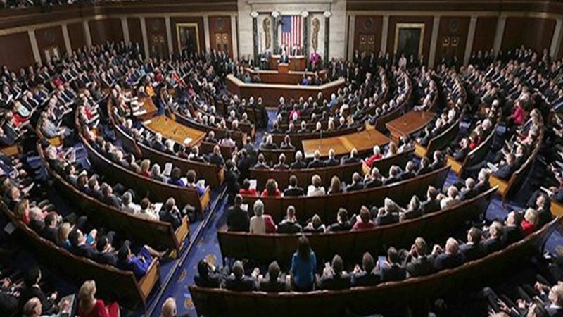 АБШ конгресинин нүмайәндәләр палатасында Трампын расист сөзләрини писләйән гәтнамә гәбул олунуб