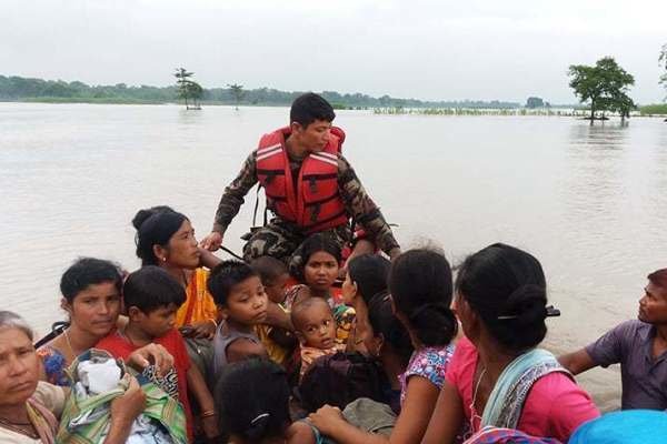 Nepal'de sel ve toprak kaymaları: 78 ölü