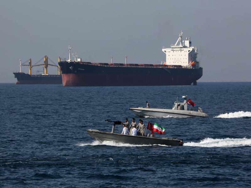 ايران تعلن توقيف ناقلة نفط بريطانية في "مضيق هرمز"