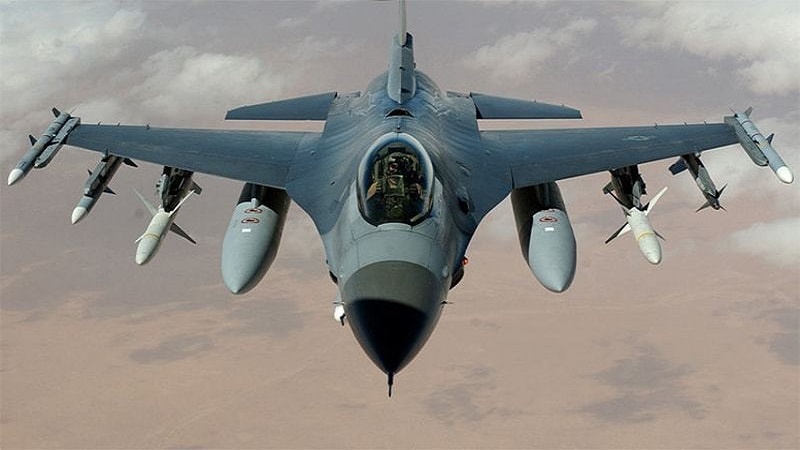 Bulgaria, parlamento ratifica accordo con Usa per acquisto F-16
