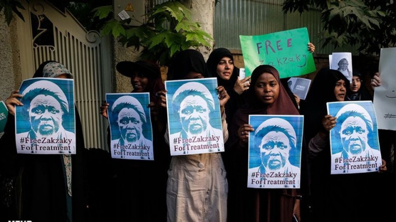 Unjuk Rasa Mahasiswa Iran di Depan Kedubes Nigeria