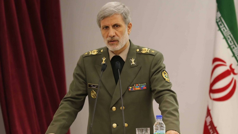 Генерал Хатами: Иранский народ одолеет мировой империализм