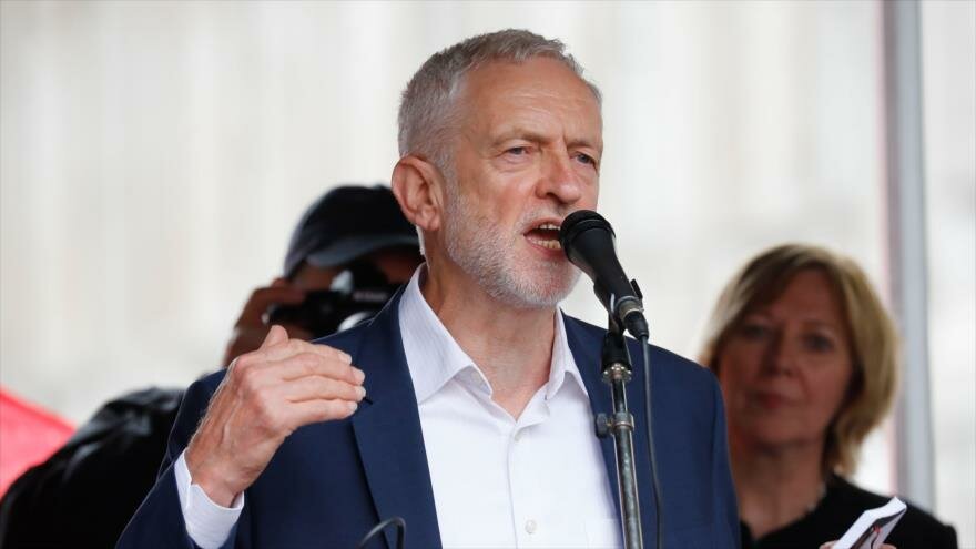 Corbyn accuse Trump "d'alimenter la confrontation" avec l'Iran 