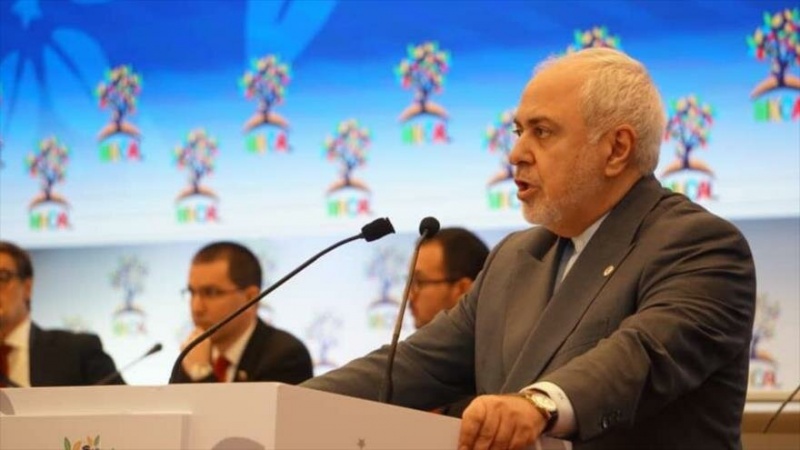 Zarif: l'avventurismo americano minaccia la pace e la stabilità nel mondo