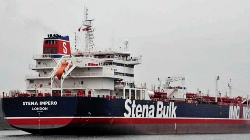 Russia appoggia Iran per sequestro della nave britannica."Un atto di pirateria"