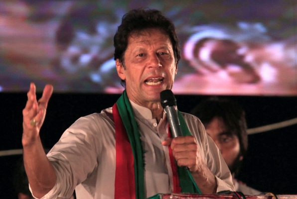 لأول مرة .. عمران خان يكشف دور باكستان في قتل "بن لادن"