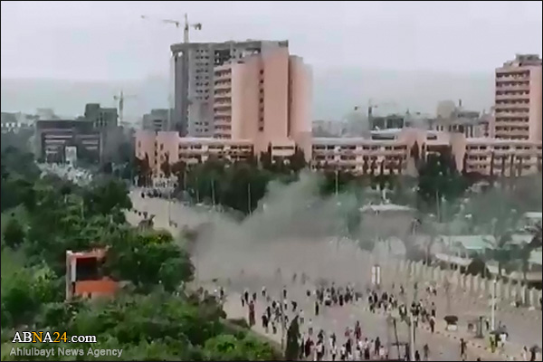 استشهاد 11 مدنيا باعتداءات للشرطة على تظاهرات تطالب بإطلاق سراح الشيخ الزكزكي+(صور)