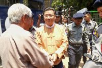 အန္အယ္လ္ဒီ ဗဟိုသုေတသနအဖြဲ႔အတြင္းေရးမႉးကို ပါတီတာ၀န္ ယာယီရပ္ဆိုင္း