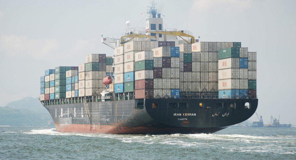 Navio iraniano naufraga após sofrer acidente no mar Cáspio