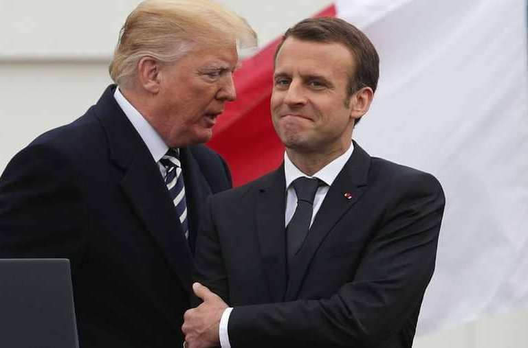 ترامب يهدد فرنسا ويصف رئيسها بالغبي  