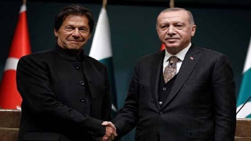 Erdoğan ile İmran Han telefonda görüştü