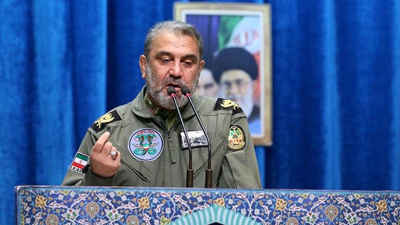 ایران کی مسلح افواج دشمن کا منھ توڑ جواب دینے کے لئے آمادہ ہیں ایران کی مسلح افواج دشمن کا منھ توڑ جواب دینے کے لئے آمادہ ہیں