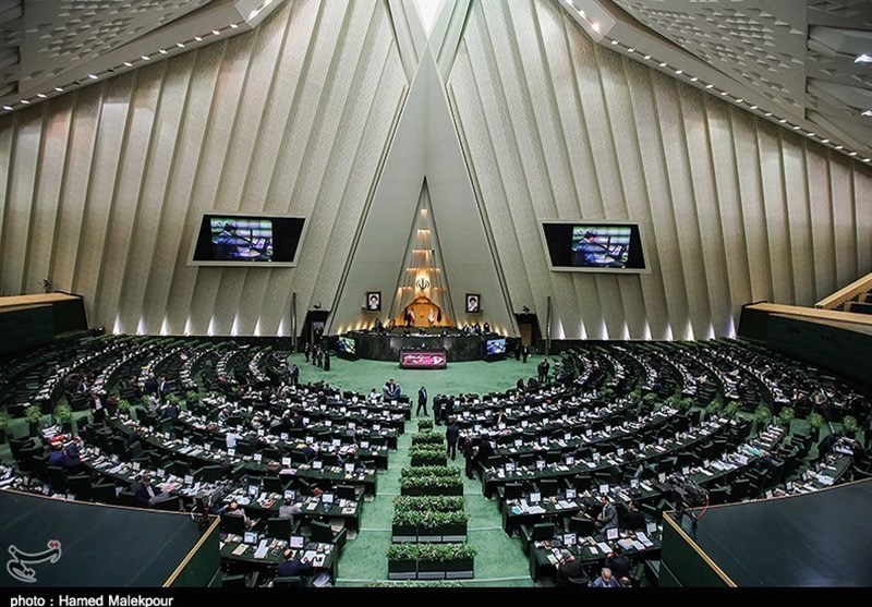  Iran’s Foreign Ministry Submits Quarterly Report on JCPOA to Parliament