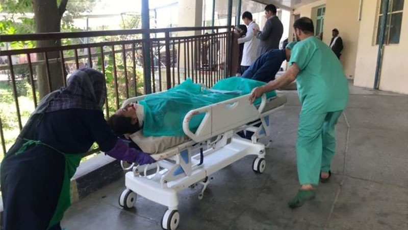 アフガニスタン首都で３件の爆発が発生、死者５１人