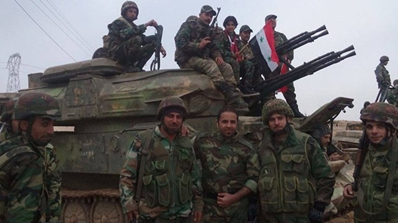 Militer Suriah Serang Habis-habisan Pos-pos Teroris di Idlib dan Hama