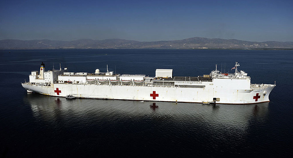Navio-hospital dos EUA se aproximará da Venezuela em meio a temores de 'provável' invasão