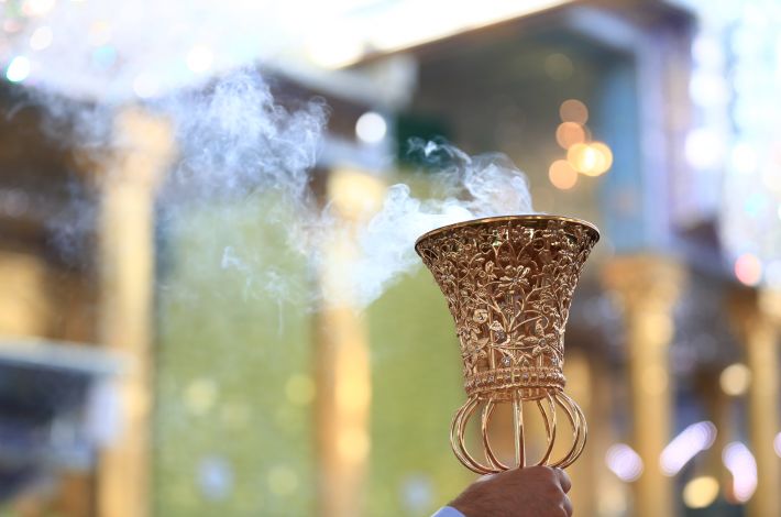 Wunderschöne Düfte im heiligen Schrein von Aba Al-Fadl Al-Abbass -Friede sei mit ihm-
