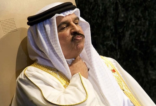 حاكم البحرين وأجهزته الأمنية تعمل مع "تنظيم القاعدة"