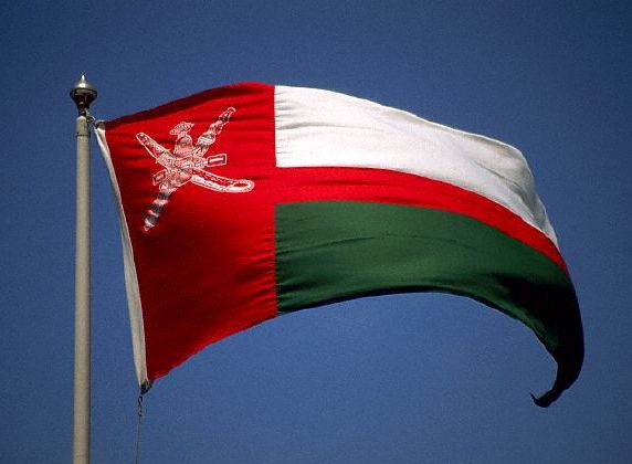 سلطنة عمان تُعارض السعودية في تحديد يوم "عيد الاضحى المبارك"