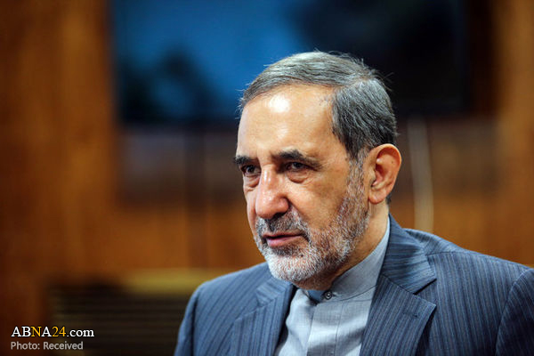 Iran's Velayati: US ridiculing itself at intl. arena by sanctioning Zarif