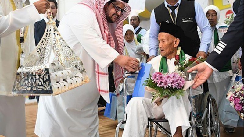 今年最高齢のメッカ巡礼者は１３０歳