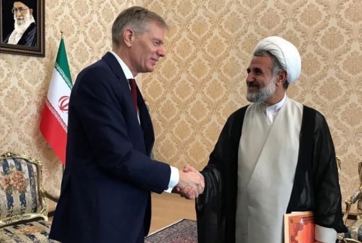 طهران اثبتت لـ "سفير بريطانيا" قانونية توقيف ناقلة بلاده