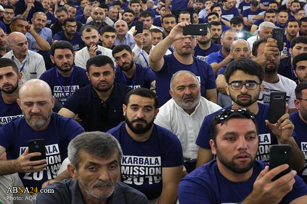 Largest Azeri pilgrimage caravan enters Iran's Mashhad
