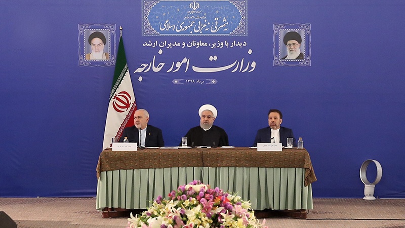 イラン大統領、「革命防衛隊と外相は、米国の制裁により世界で益々人気を博す」