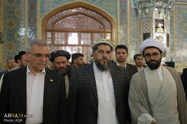 Afghan Senate Speaker visits holy shrine of Imam Reza (AS)
