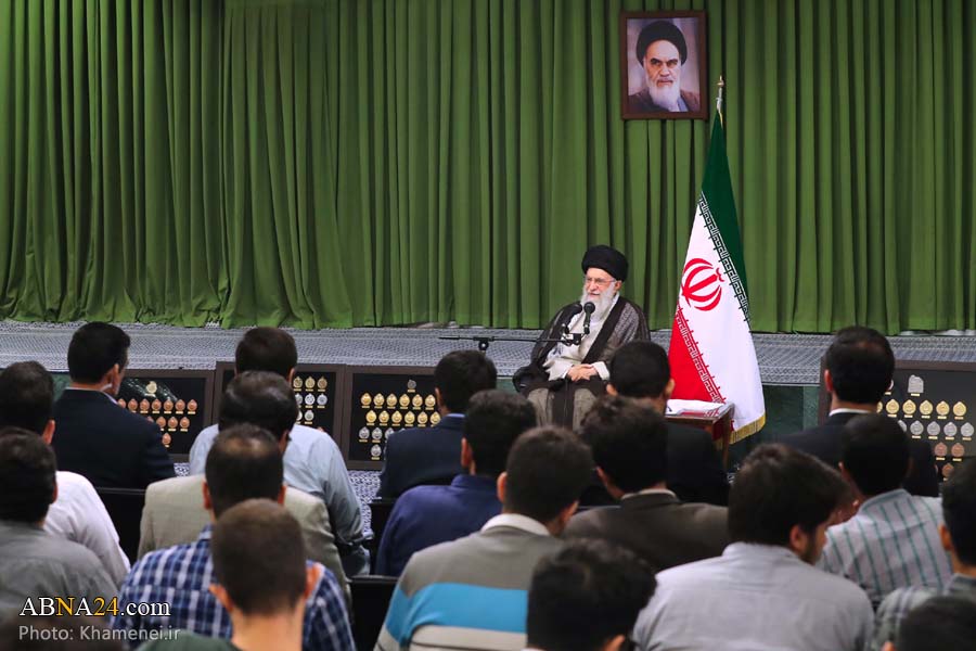 イラン最高指導者、「イランの若手エリートは、科学技術の限界を越えるべき」