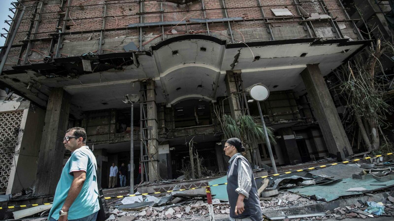 مصر تكشف عن هوية منفذ تفجير سيارة أمام مستشفى أسفر عن مقتل 20