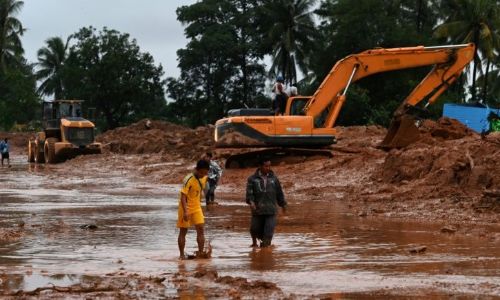 မြန္ျပည္နယ္ေတြ ေရႀကီး ေျမၿပိဳမႈေၾကာင့္ ေသဆံုးသူ ၃၀ ေက်ာ္လာ