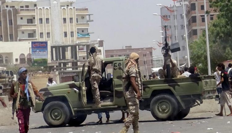 رويترز: تصدع في التحالف السعودي الإماراتي في اليمن