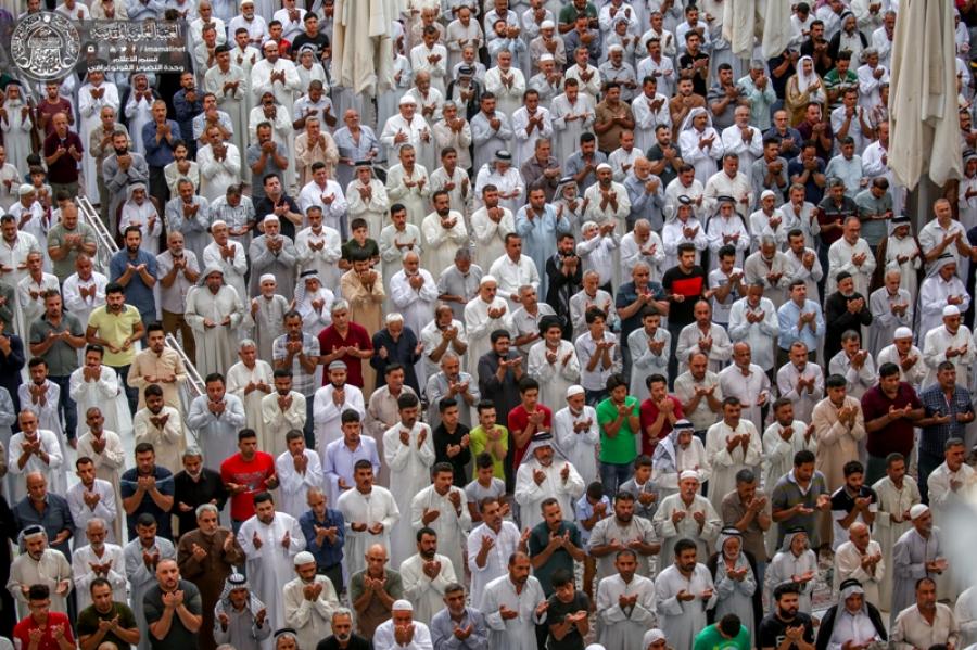 إقامة صلاة عيد الأضحى المبارك في رحاب الصحن الحيدري الشريف+(صور)