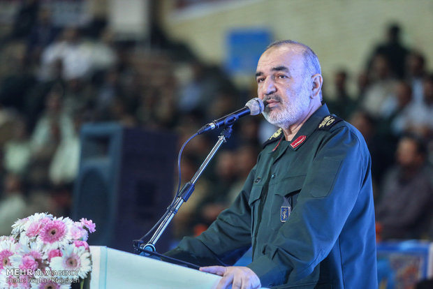 Müzakere düşmanın İran'ı mağlup etme stratejisidir