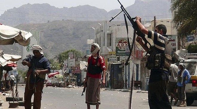 الانتقالي يحشد أنصاره في عدن لاستكمال السيطرة على محافظات الجنوب
