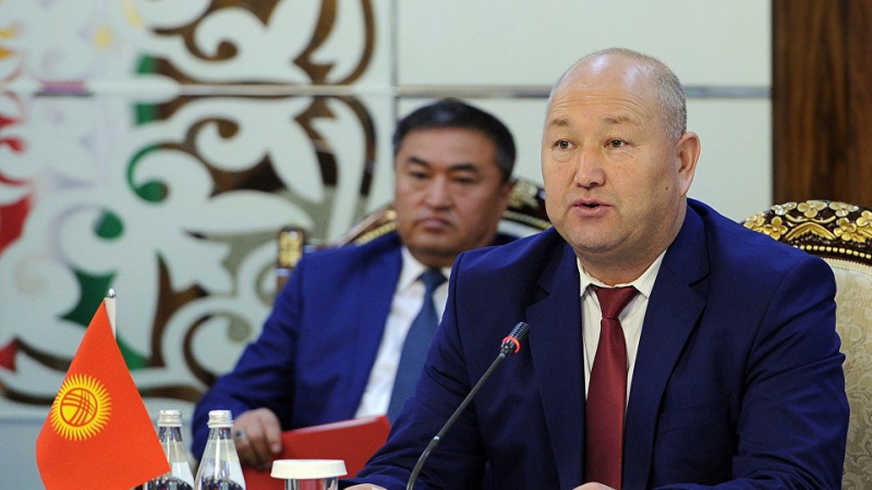 Дархости муовини нахуствазири Қирғизистон аз додгоҳ барои ҷарима кардани нашрияи Азия Нюс