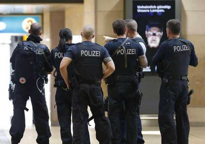 إطلاق نار في ألمانيا... والشرطة تلقي القبض على 25 شخصا