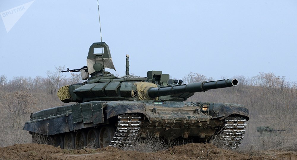 Publicadas FOTOS de tanque T-72 iraquiano com misterioso equipamento