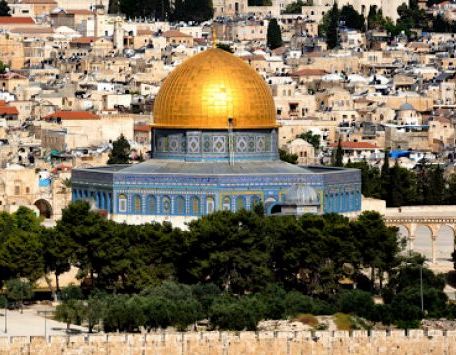 محافظ القدس يدعو الى اعلان العاصمة المحتلة "مدينةً منكوبةً"