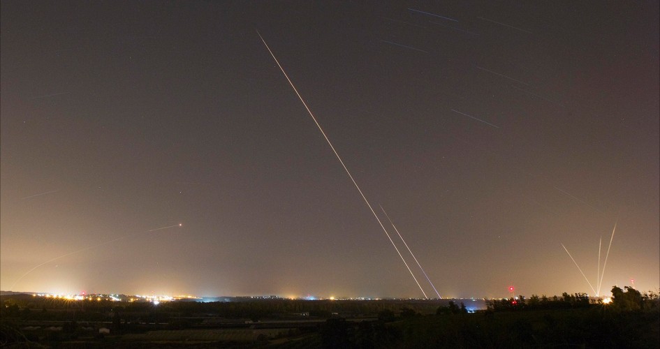 Israël bombarde des sites du Hamas