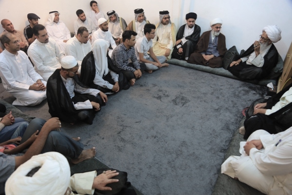 آية الله النجفي يدعو المؤمنين إلى التمسك بالنبي (ص) وآله (ع) ليشملهم النصر الإلهي