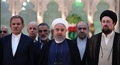 الحكومة الايرانية تجدد العهد بالوفاء لاهداف الامام الخميني (رض)